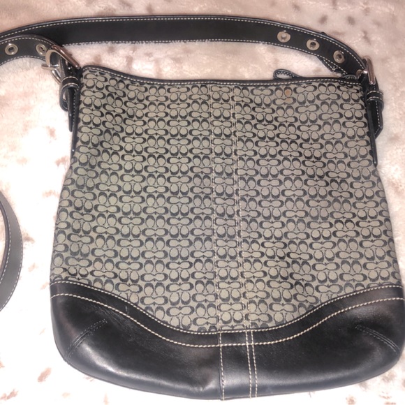 Coach Crossbody 🎀 - Picture 10 of 14